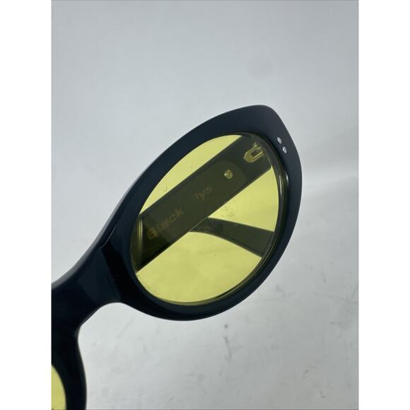 Black Flys Sunglasses May Fly 90’s Y2K Yellow Fly girls Womens Vintage main image 7